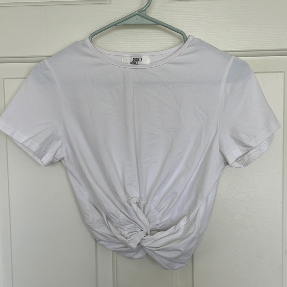 Petal & pup cropped tee